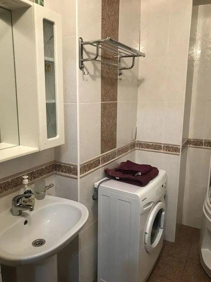Garsonieră decomandată în Unirii