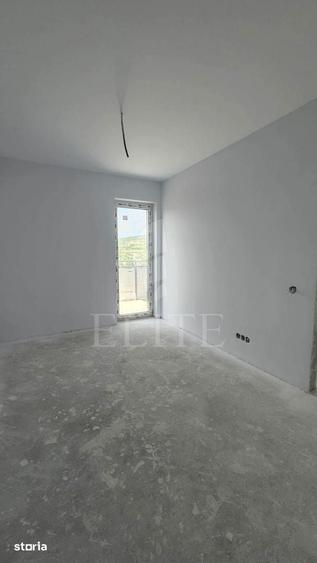Apartament cu 2 camere semidecomandat în Mărăști