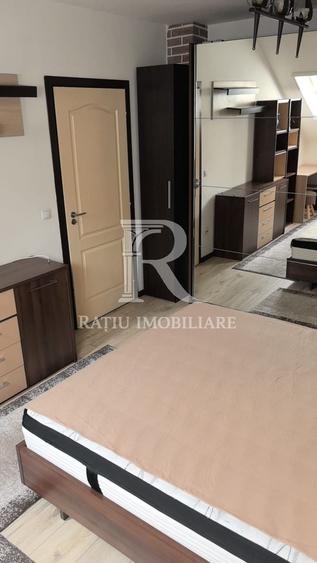 Casă individuală cu 3 camere cu Canalizare în Central