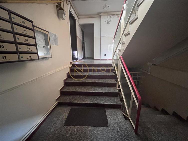 Apartament cu 3 camere decomandat, mobilat în Valea Ialomiței