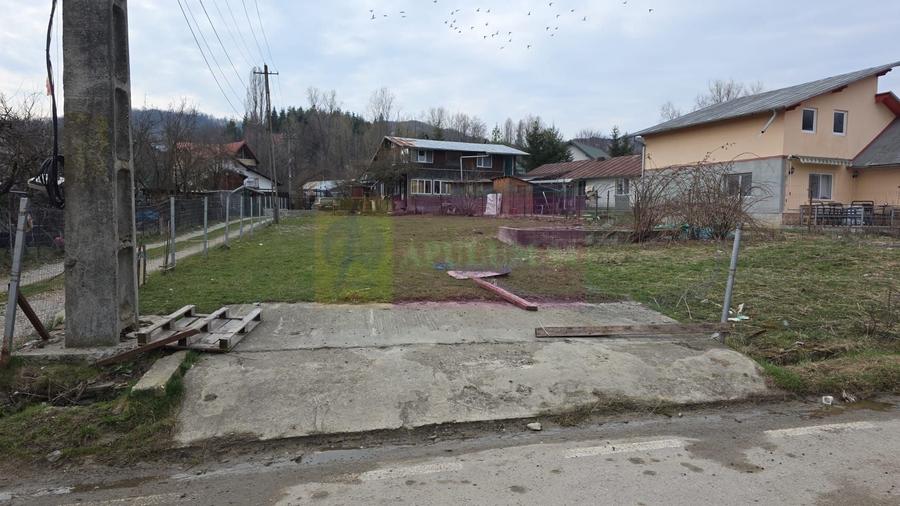 Teren Construcții intravilan de 617 mp, în Lac de Verde