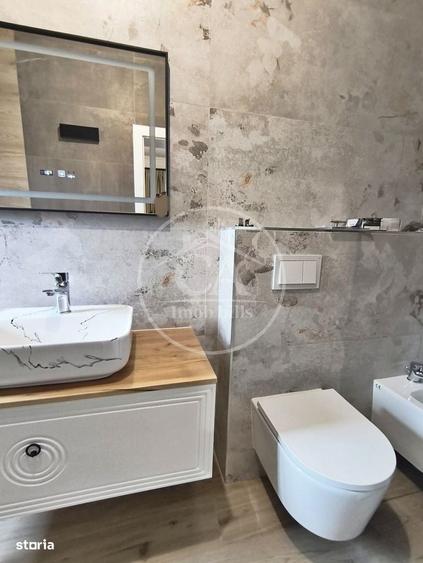 Casă cu 4 camere decomandat cu Teren 537 Mp în Sânmartin