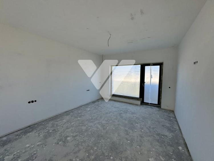 Duplex cu 4 camere cu Canalizare în Șelimbăr
