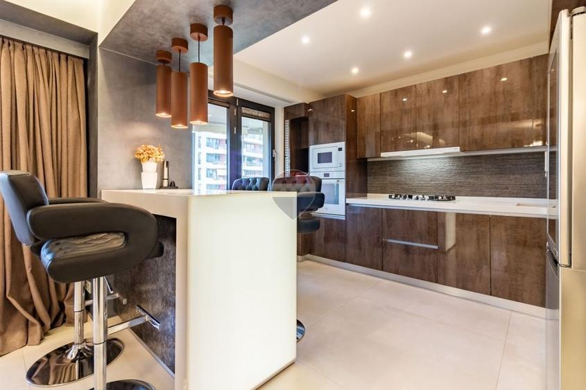 Apartament cu 4 camere decomandat, mobilat în Barbu Văcărescu