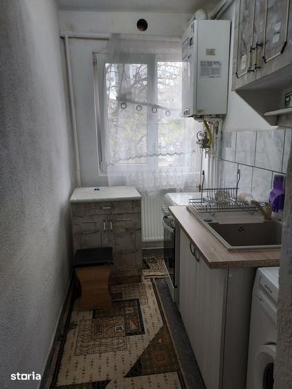 Apartament cu 2 camere nedecomandat în George Enescu