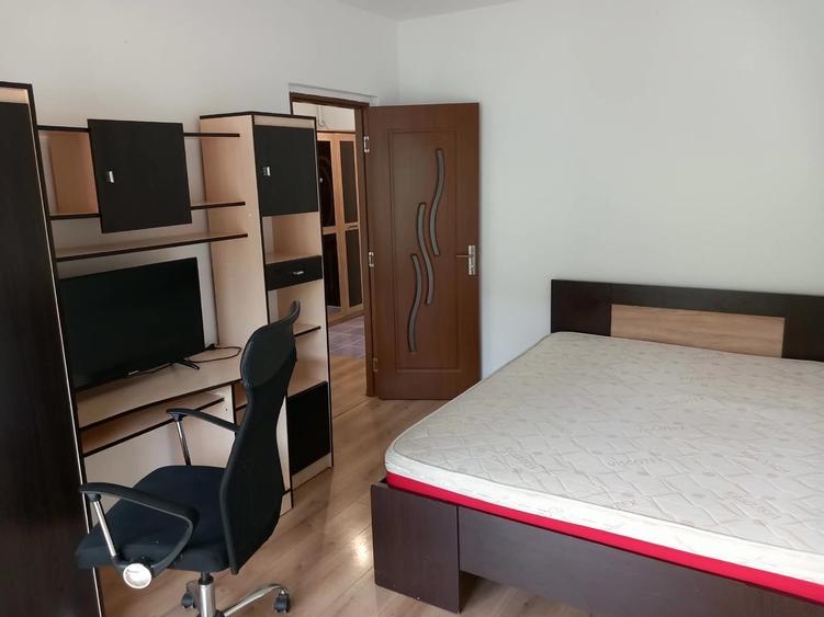 Apartament decomandat în Florești