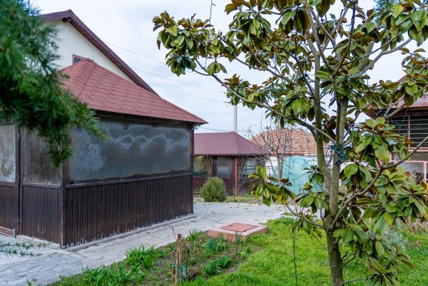 Casă individuală cu 2 camere cu Teren 800 Mp în Năvodari