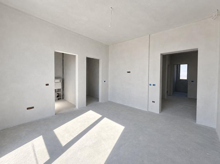 Penthouse cu 3 camere decomandat în Giroc