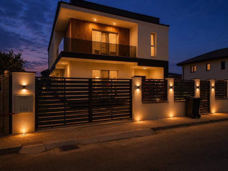Casă individuală cu 4 camere cu Piscina în Voluntari