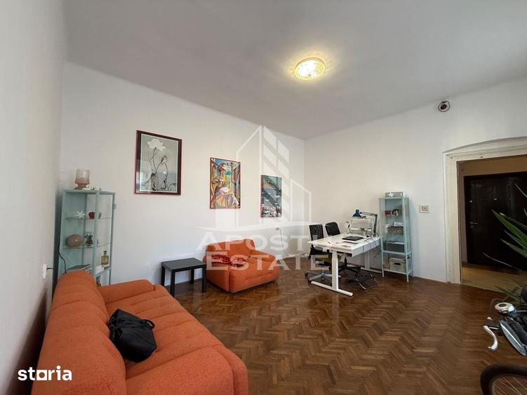 Apartament cu 3 camere semidecomandat în Iosefin