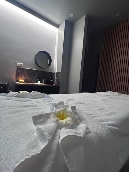 Spațiu comercial, de 30 mp, în P-ța Universității
