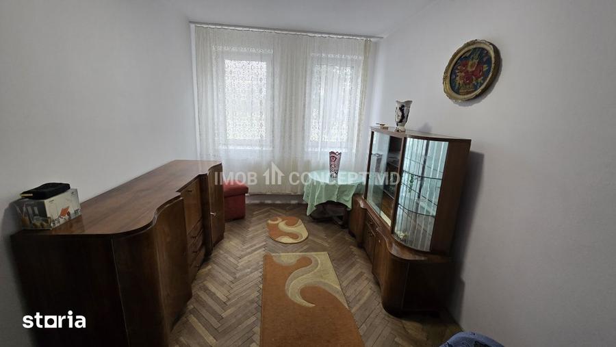 Apartament cu 2 camere decomandat, mobilat în Sud