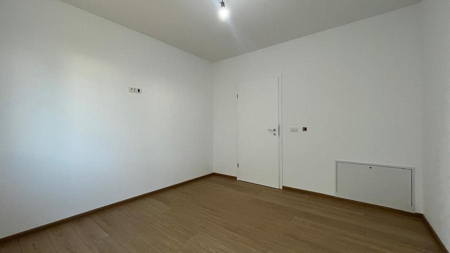Duplex cu 3 camere cu Canalizare în Moșnița Nouă