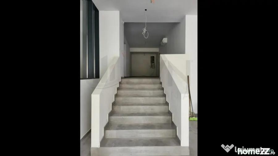 Spațiu comercial, de 320 mp, în Parcul Carol