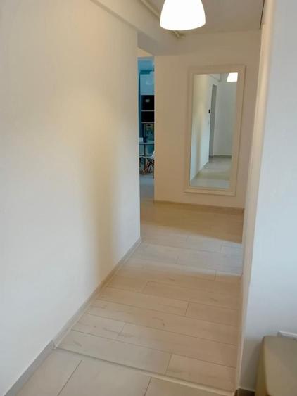 Apartament cu 2 camere decomandat, mobilat în Metalurgiei