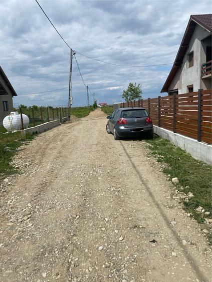 Teren de 15000 mp, în Nord