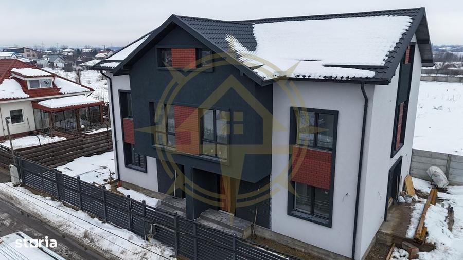 Casă cu 4 camere în Dumbrăveni