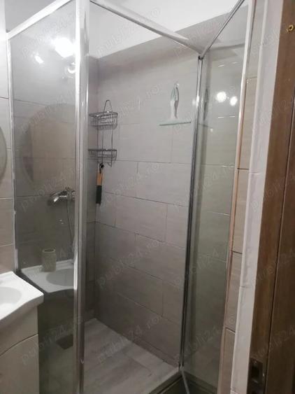 Apartament cu 3 camere decomandat în Vest
