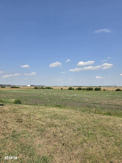 Teren de 2600 mp, în Ștefăneștii de Jos