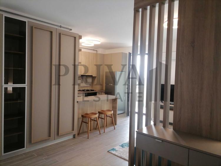 Apartament cu 2 camere decomandat, mobilat în Torontalului