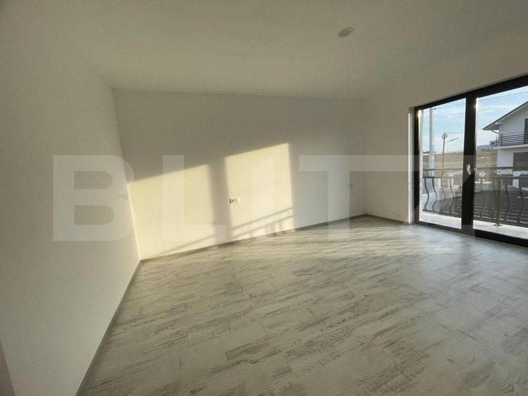 Casă individuală cu 4 camere cu Teren 350 Mp în Malu Mare
