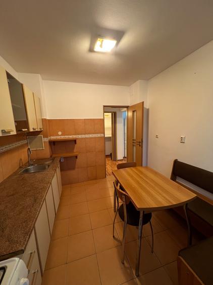 Apartament cu 2 camere decomandat în Colentina