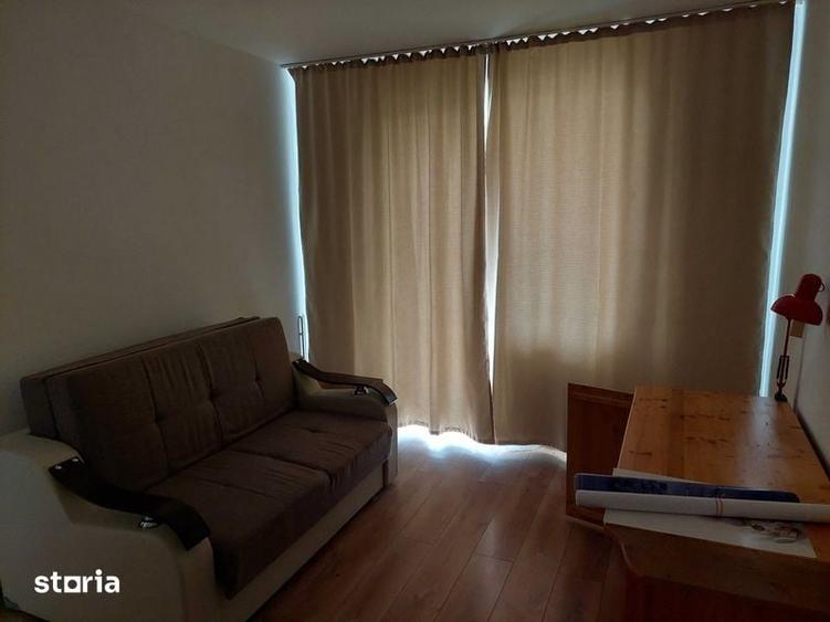 Apartament cu 2 camere decomandat în Solidarității
