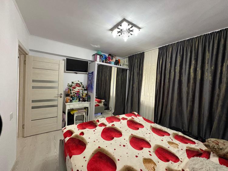Apartament cu 2 camere semidecomandat în Gara de Nord