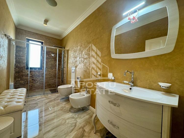 Casă individuală cu 6 camere cu Piscina în Dumbrăvița