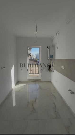 Apartament cu 2 camere decomandat în Theodor Pallady