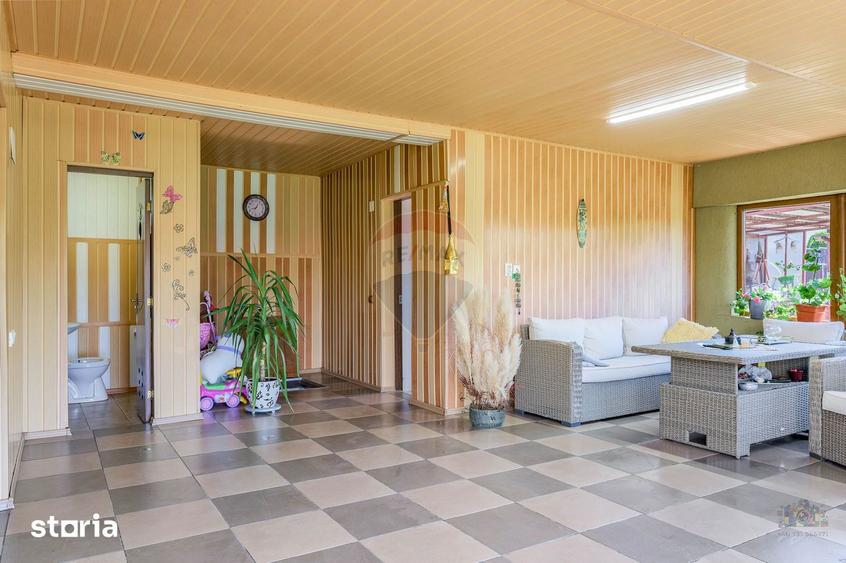 Vila spa?ioasa cu teren generos, gradina ?i anexe, Brane?ti - 6