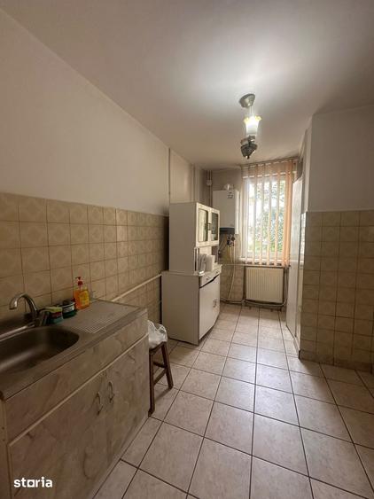 Apartament cu 4 camere decomandat în Ultracentral