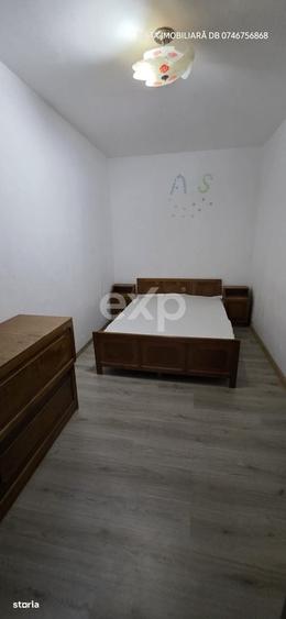 Apartament cu 2 camere semidecomandat în Micro 6