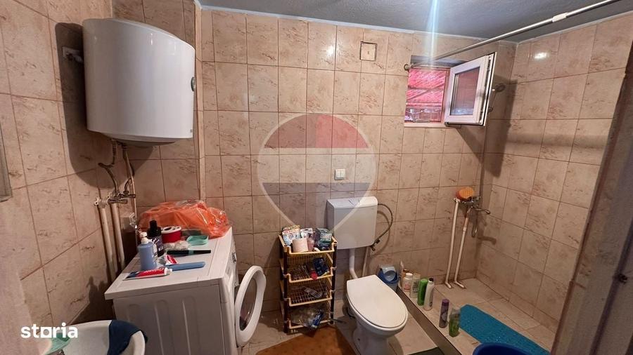 Casă cu 3 camere în Valea Lungă