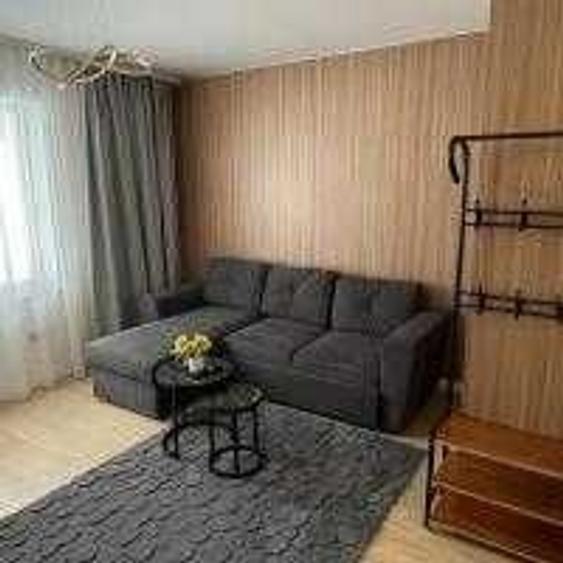 Apartament cu 2 camere decomandat în Poiana Brașov