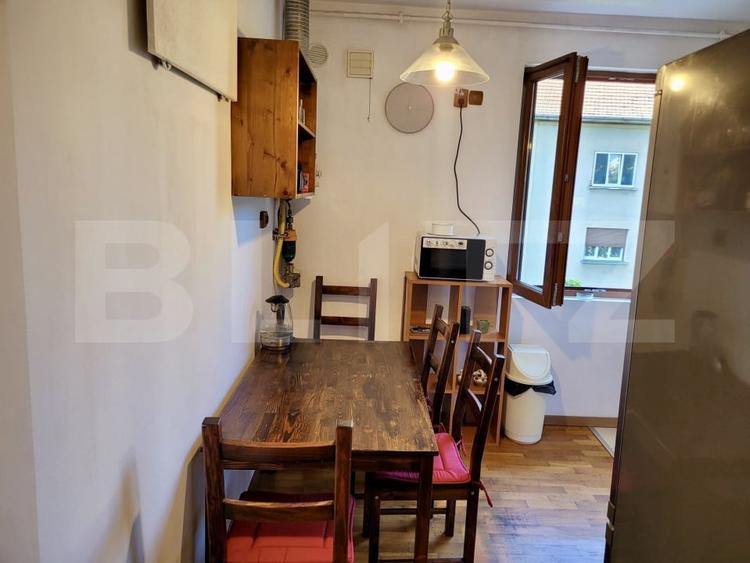 Apartament cu 2 camere semidecomandat, mobilat în Complex Studențesc