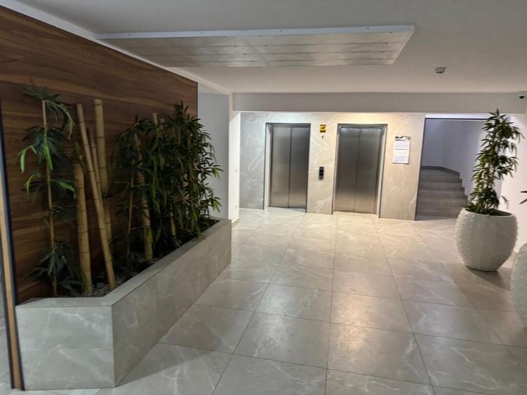 Apartament cu 2 camere semidecomandat în Titan