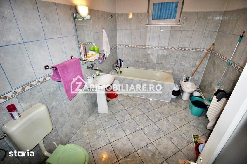 Casă cu 4 camere cu Teren 500 Mp în Mureșeni
