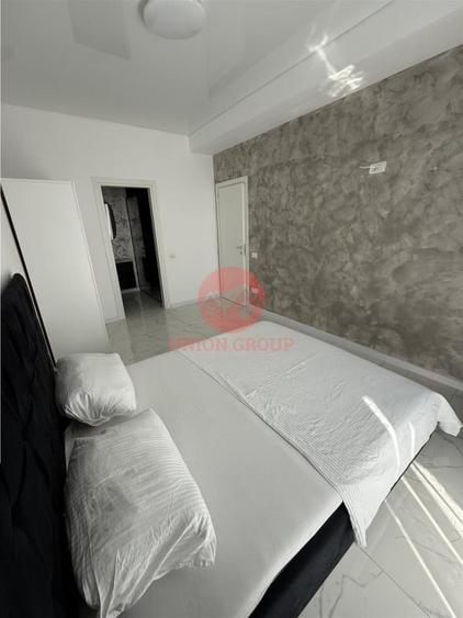Apartament cu 5 camere decomandat în Central