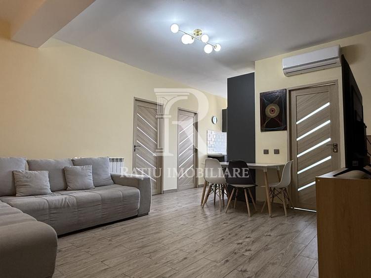 Apartament cu 3 camere decomandat, mobilat în Calea Aradului