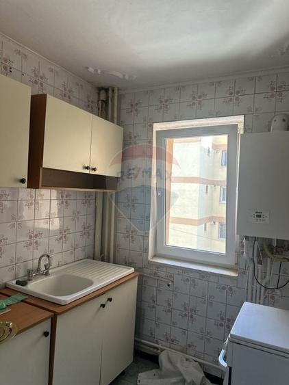 Apartament cu 2 camere semidecomandat în Mărăței