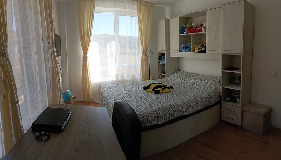 Apartament cu 2 camere semidecomandat, mobilat în Florești