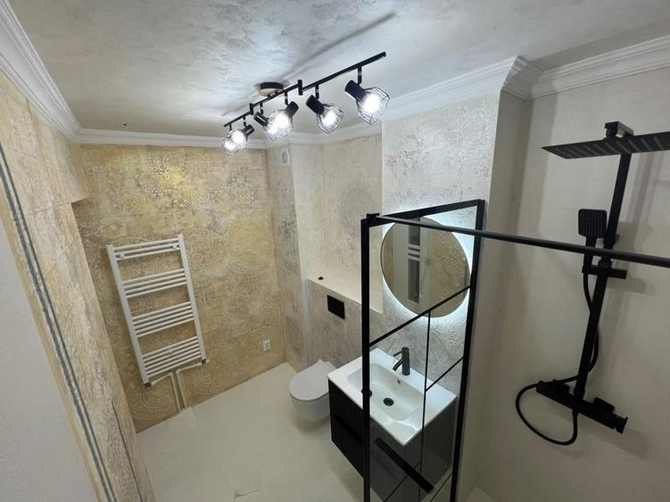 Apartament cu 2 camere decomandat în Mioriței