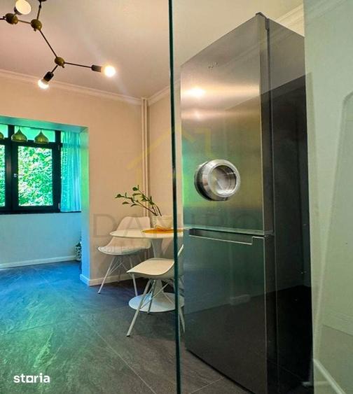 Apartament cu 2 camere decomandat în Berceni