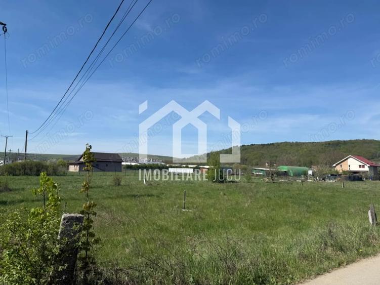 Teren de 925 mp, în Jucu