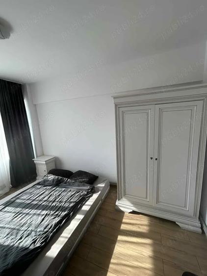Apartament cu 3 camere decomandat în Ostroveni