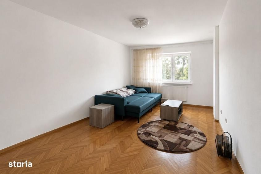 Apartament cu 3 camere decomandat în Baba-Dochia