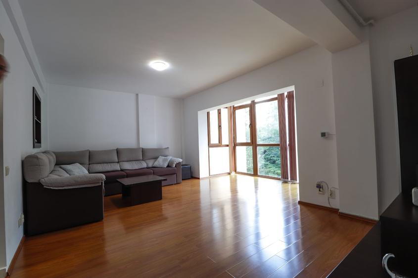 Apartament cu 2 camere decomandat în Furnica