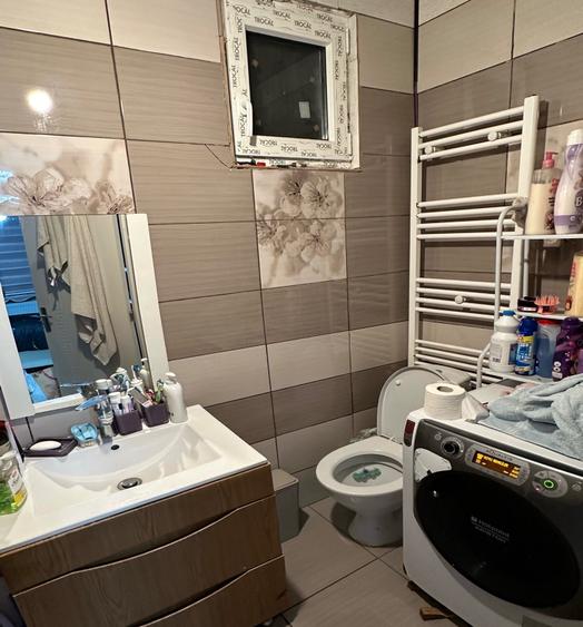 Apartament cu 2 camere decomandat în Exterior Vest