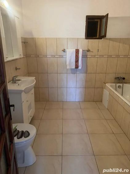 Casă cu 5 camere în Lidia
